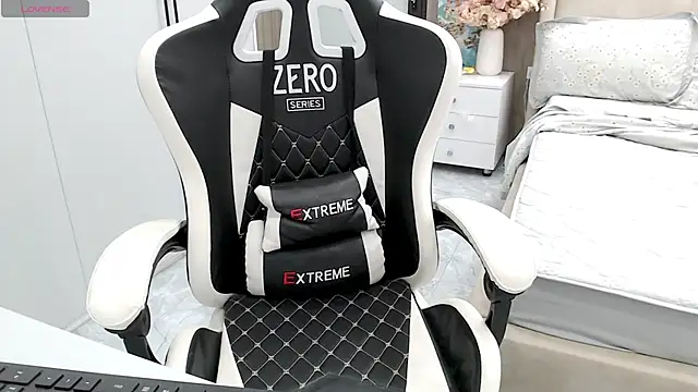 Hanako love online show from 04-08-26, 03:34