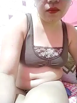 Snapshot of urwildest_dreams chatting on 09-15-25, 09:48 urwildest dreams online show from 09-15-25, 09:48