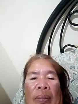 Snapshot of sexylizzy4u chatting on 01-11-25, 12:29 sexylizzy4u online show from 01-11-25, 12:29