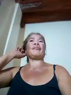 Snapshot of sexylizzy4u chatting on 01-19-25, 12:39 sexylizzy4u online show from 01-19-25, 12:39