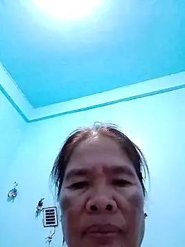 Snapshot of sexylizzy4u chatting on 03-18-25, 08:58 sexylizzy4u online show from 03-18-25, 08:58