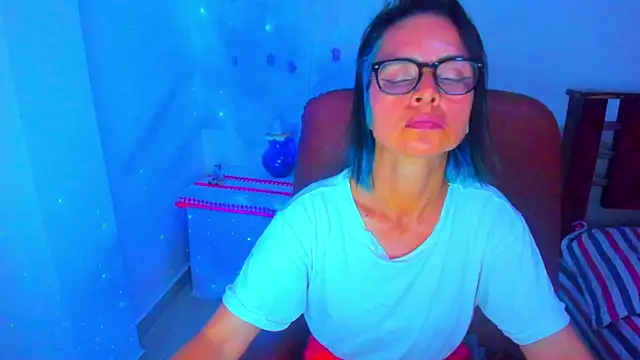 BrianaGarner online show from 10-25-25, 04:20