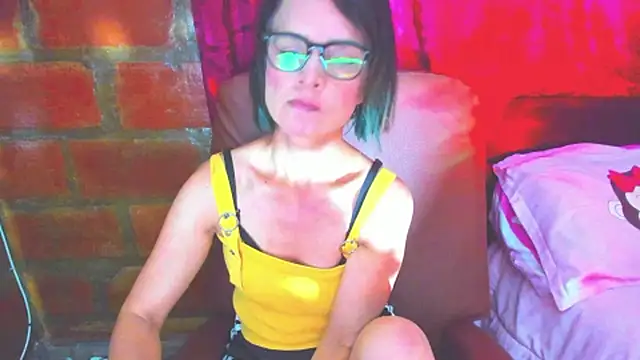 BrianaGarner online show from 06-27-26, 05:40