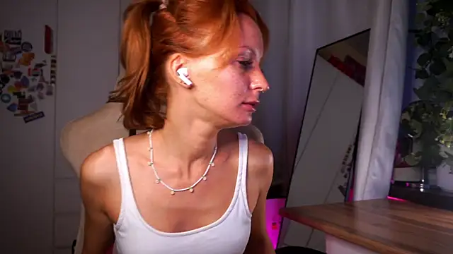Liuba Fox online show from 06-28-26, 07:09