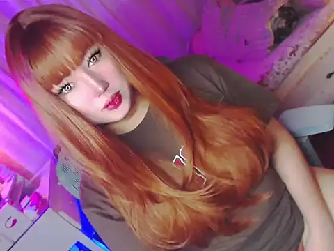 HOTnWILDalice online show from 04-22-26, 02:25