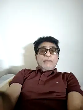 Snapshot of iamkahn_44 chatting on 02-20-26, 02:06 iamkahn 44 online show from 02-20-26, 02:06