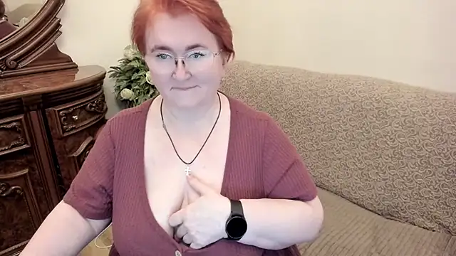 leiamillersonn online show from 10-23-25, 07:01