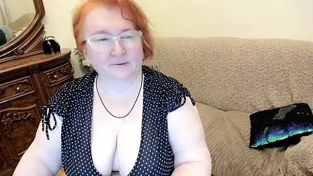 Snapshot of leiamillersonn chatting on 05-18-26, 06:03 leiamillersonn online show from 05-18-26, 06:03