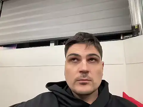 Snapshot of NixdreyModel1 chatting on 11-24-25, 03:45 NixdreyModel1 online show from 11-24-25, 03:45