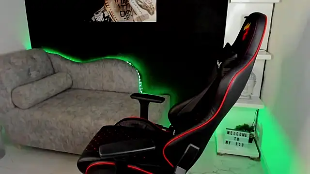 Dimitri Colleman online show from 01-17-25, 02:29