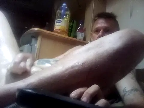 Snapshot of Skody31 chatting on 12-30-24, 10:01 Skody31 online show from 12-30-24, 10:01