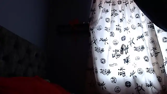 Snapshot of ZAHI_WILLX chatting on 01-05-25, 03:02 ZAHI WILLX online show from 01-05-25, 03:02