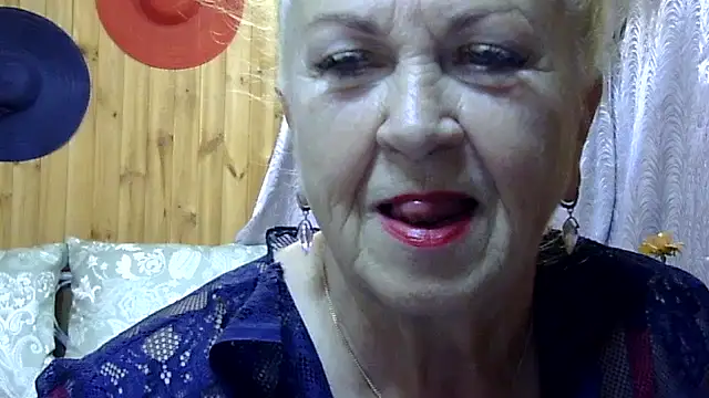 Emma52610 online show from 10-02-25, 05:58