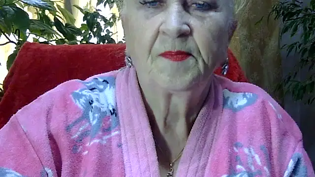 Emma52610 online show from 11-15-25, 08:22