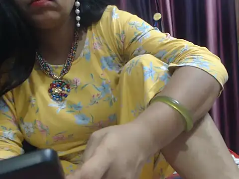 prettyindiandoll online show from 08-04-26, 06:16