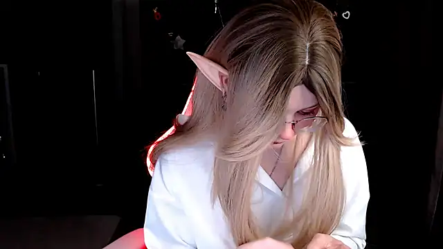 MissToree online show from 02-05-25, 08:04