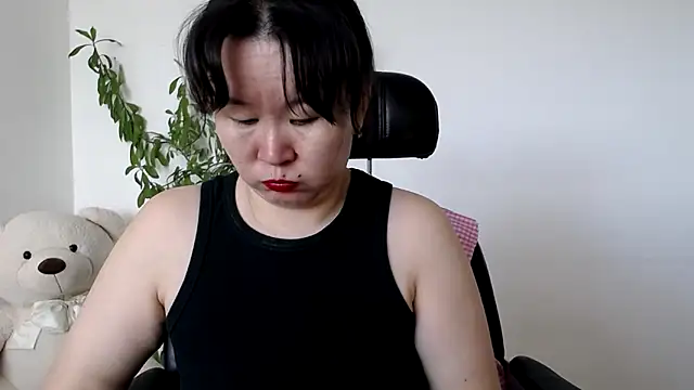 Snapshot of Akira_xx chatting on 05-20-26, 02:29 Akira xx online show from 05-20-26, 02:29