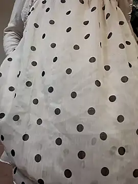 Snapshot of redellyy chatting on 02-05-25, 08:54 redellyy online show from 02-05-25, 08:54