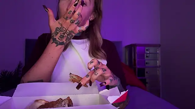 Snapshot of airgeadx chatting on 02-07-26, 10:24 airgeadx online show from 02-07-26, 10:24