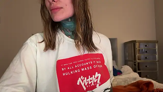 Snapshot of airgeadx chatting on 03-13-26, 12:28 airgeadx online show from 03-13-26, 12:28