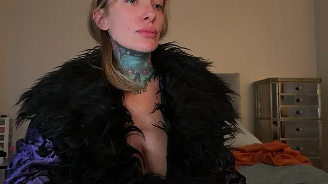 Snapshot of airgeadx chatting on 03-14-26, 10:26 airgeadx online show from 03-14-26, 10:26