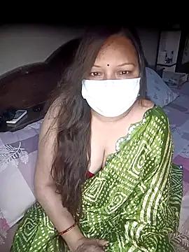 Snapshot of naughtymadam chatting on 04-30-26, 05:14 naughtymadam online show from 04-30-26, 05:14