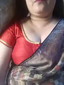 Snapshot of naughtymadam chatting on 05-17-26, 05:27 naughtymadam online show from 05-17-26, 05:27