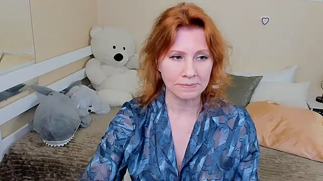 Snapshot of FoxySophia chatting on 01-24-25, 09:28 FoxySophia online show from 01-24-25, 09:28