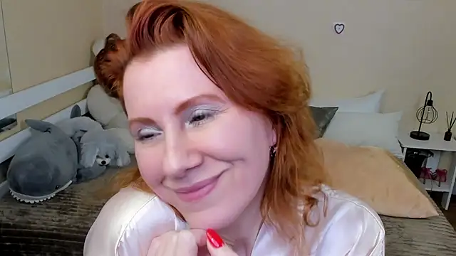 Snapshot of FoxySophia chatting on 01-25-25, 08:31 FoxySophia online show from 01-25-25, 08:31