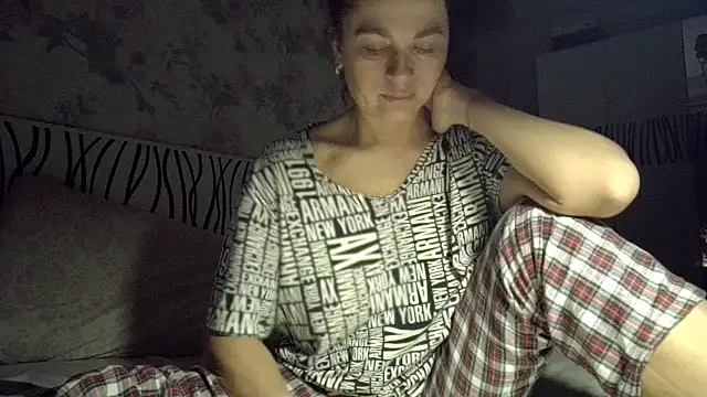 LindaStarS online show from 01-10-26, 05:58