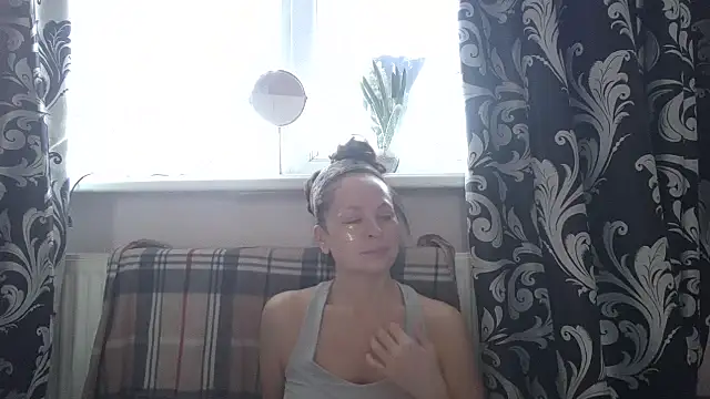 LindaStarS online show from 03-08-26, 06:17