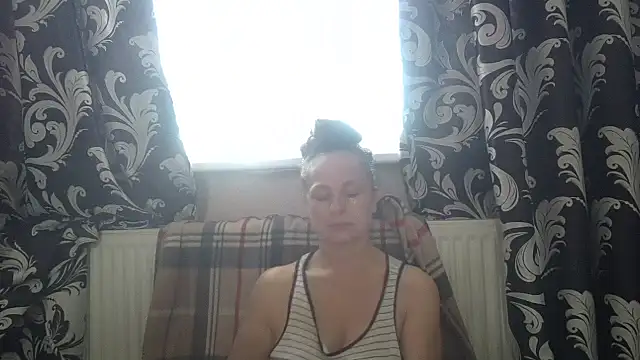 LindaStarS online show from 03-28-26, 06:57