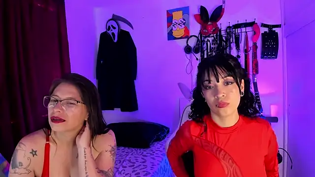 dungeongirls online show from 09-26-25, 07:18