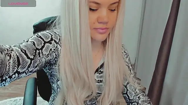 AllAboutLoveXx online show from 02-01-25, 07:26