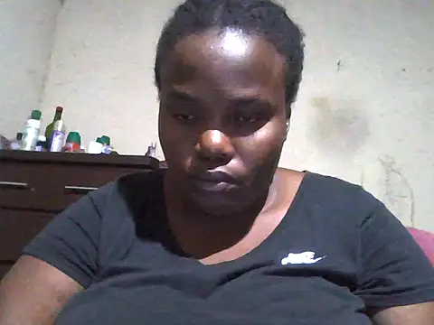 Snapshot of sexybigboobz chatting on 06-12-26, 04:28 sexybigboobz online show from 06-12-26, 04:28