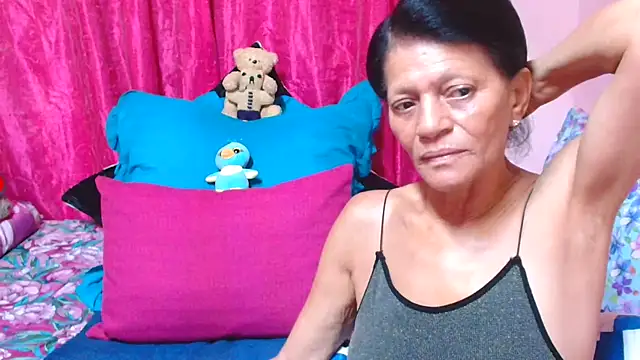 SLUTTYROXY online show from 01-07-26, 06:43