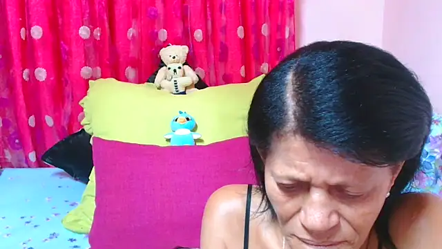 SLUTTYROXY online show from 02-25-26, 07:45