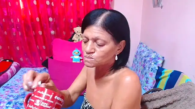 SLUTTYROXY online show from 04-25-26, 06:49