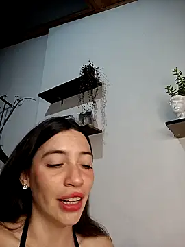 loveuu-bae online show from 01-11-25, 12:44