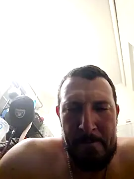 Snapshot of UncutHammer69 chatting on 01-24-25, 03:22 UncutHammer69 online show from 01-24-25, 03:22