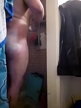 Snapshot of UncutHammer69 chatting on 01-26-25, 02:14 UncutHammer69 online show from 01-26-25, 02:14