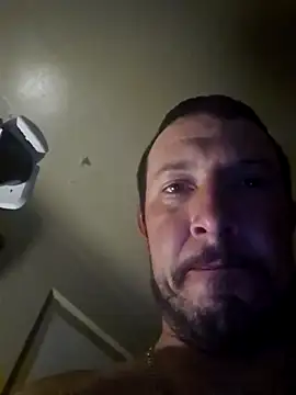 Snapshot of UncutHammer69 chatting on 01-26-25, 10:23 UncutHammer69 online show from 01-26-25, 10:23