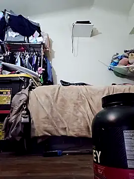 Snapshot of UncutHammer69 chatting on 02-04-25, 10:45 UncutHammer69 online show from 02-04-25, 10:45