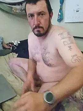 Snapshot of UncutHammer69 chatting on 02-13-25, 08:34 UncutHammer69 online show from 02-13-25, 08:34