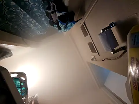 Snapshot of UncutHammer69 chatting on 03-05-25, 03:51 UncutHammer69 online show from 03-05-25, 03:51