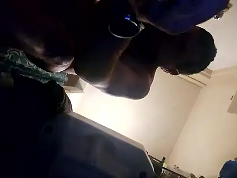 Snapshot of UncutHammer69 chatting on 03-16-25, 04:20 UncutHammer69 online show from 03-16-25, 04:20