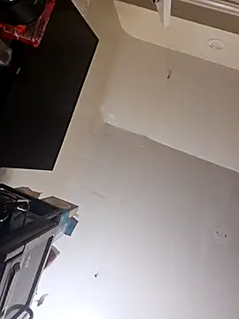 Snapshot of UncutHammer69 chatting on 11-13-25, 02:32 UncutHammer69 online show from 11-13-25, 02:32