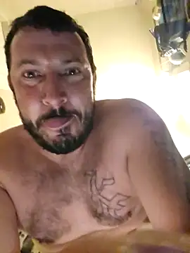 Snapshot of UncutHammer69 chatting on 12-01-25, 12:21 UncutHammer69 online show from 12-01-25, 12:21