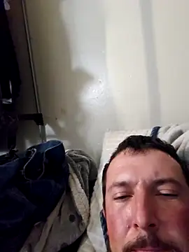 Snapshot of UncutHammer69 chatting on 12-15-25, 04:00 UncutHammer69 online show from 12-15-25, 04:00