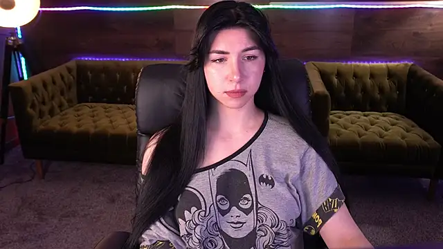 Snapshot of EmilyCandyy chatting on 09-25-25, 05:11 EmilyCandyy online show from 09-25-25, 05:11